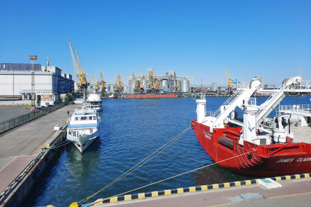 Морской торговый порт в Одессе