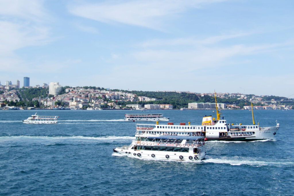Пролив Босфор в Стамбуле, Турция